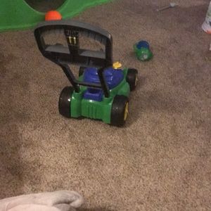 Meet your Posher, Alice